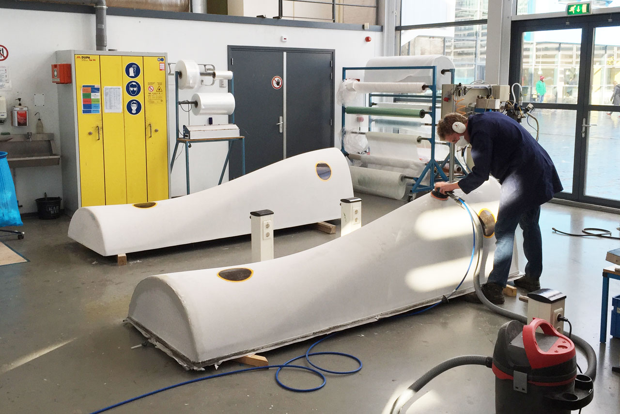 inholland composites bio based sofa schiphol olifantengras aeronautical engineering